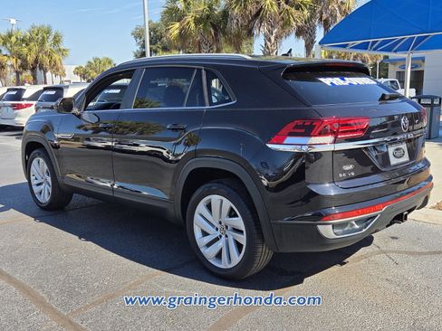 Used 2022 Volkswagen Atlas Cross Sport SE image 7
