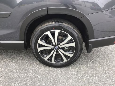 Used 2023 Subaru Forester Limited w/ Popular Package #3 image 21