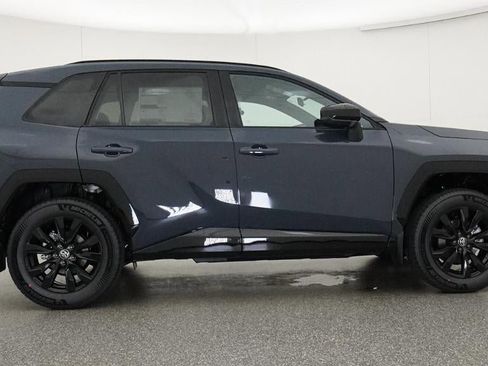 Used 2026 Toyota RAV4 SE image 27