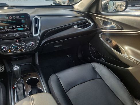 Used 2016 Chevrolet Malibu Premier w/ Driver Confidence Package image 15