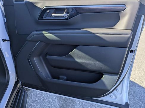 New 2026 Chevrolet Tahoe LS AWD/4WD image 36