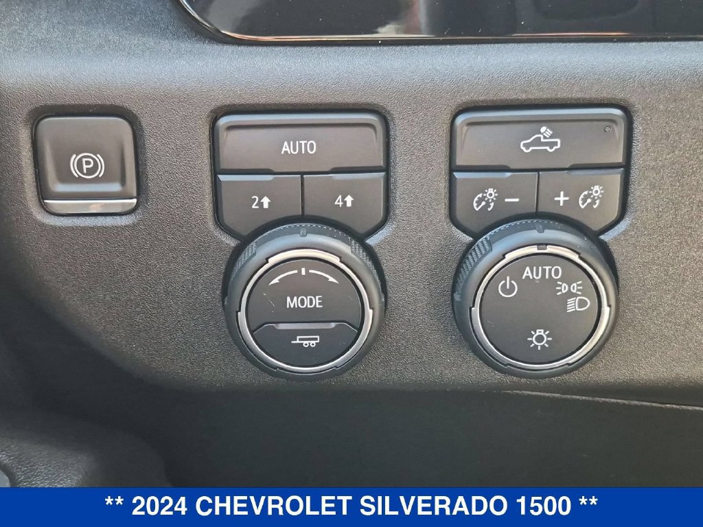 Used 2024 Chevrolet Silverado 1500 LT AWD/4WD image 25