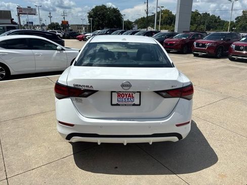 Used 2024 Nissan Sentra SV FWD image 6