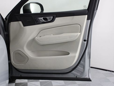 Used 2026 Volvo XC60 B5 Ultra w/ Protection Package Premier AWD/4WD image 21