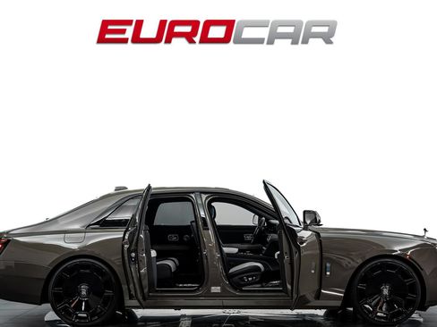 Used 2025 Rolls-Royce Ghost AWD/4WD image 8