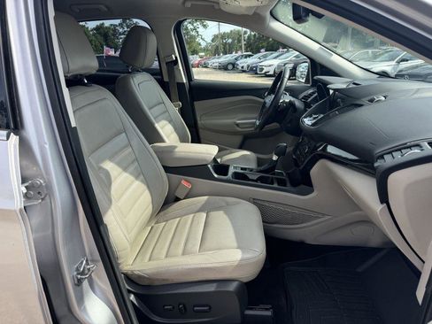 Used 2017 Ford Escape Titanium FWD image 12