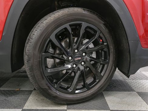 Used 2023 GMC Terrain SLE w/ Driver Convenience Package AWD/4WD image 16
