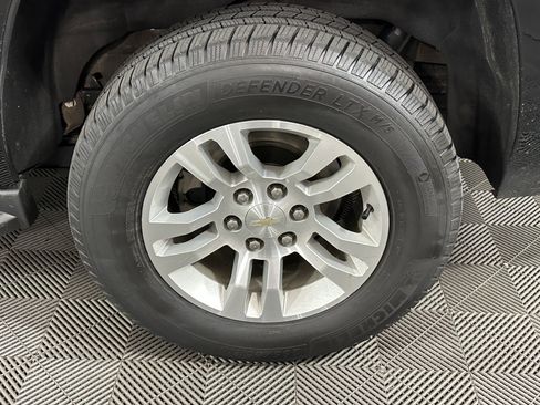 Used 2019 Chevrolet Tahoe LT image 14