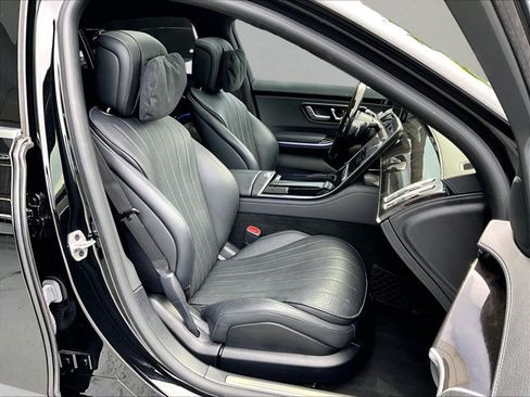Certified 2023 Mercedes-Benz S 500 4MATIC image 9