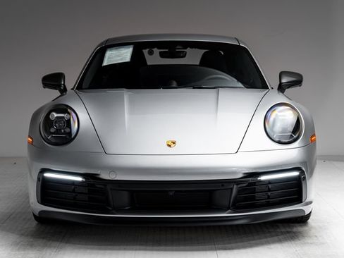 Certified 2024 Porsche 911 Carrera T RWD image 32