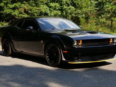 Used 2023 Dodge Challenger R/T Scat Pack RWD image 4