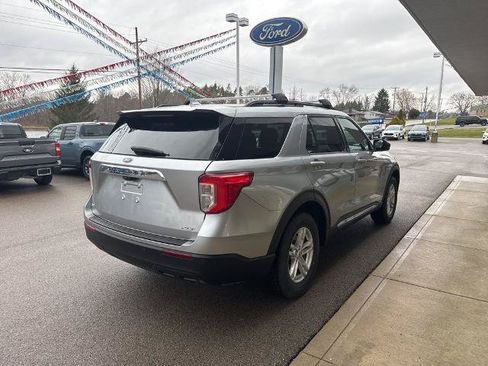 Certified 2020 Ford Explorer XLT AWD/4WD image 3