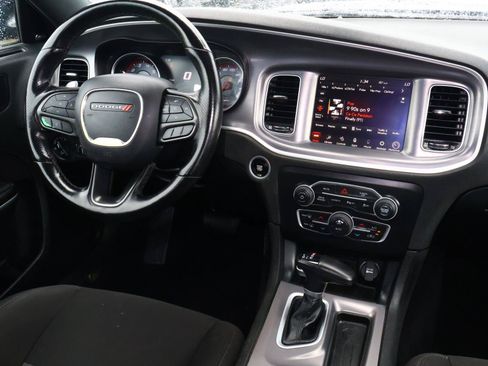 Used 2022 Dodge Charger Scat Pack RWD image 9