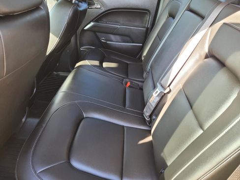 Used 2022 Chevrolet Colorado ZR2 image 14