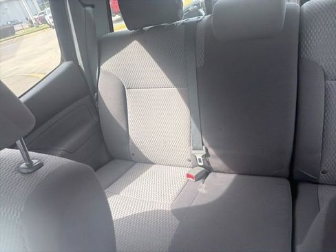 Used 2015 Toyota Tacoma PreRunner w/ SR5 Package image 9