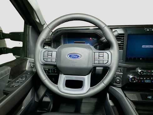 New 2026 Ford F350 Lariat w/ Chrome Package AWD/4WD image 9