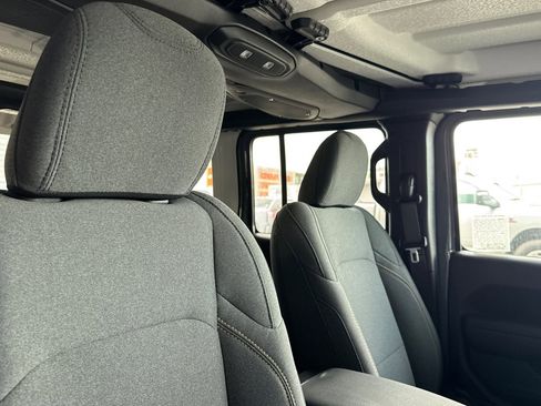 New 2026 Jeep Wrangler Unlimited Sport image 16