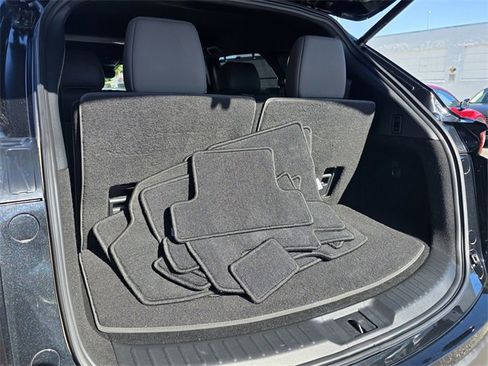 Used 2023 MAZDA CX-9 Signature image 14