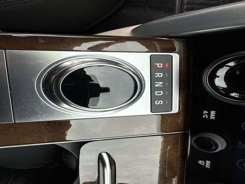 Used 2021 Land Rover Range Rover P525 Westminster Edition LWB image 31