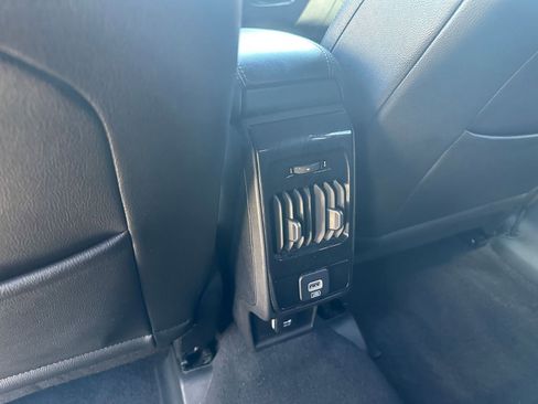 Used 2025 Jeep Compass Trailhawk image 22