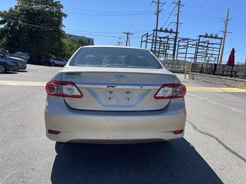 Used 2013 Toyota Corolla L FWD image 4