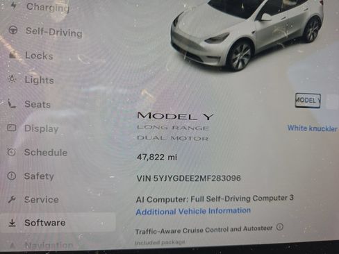 Used 2021 Tesla Model Y Long Range AWD/4WD image 13