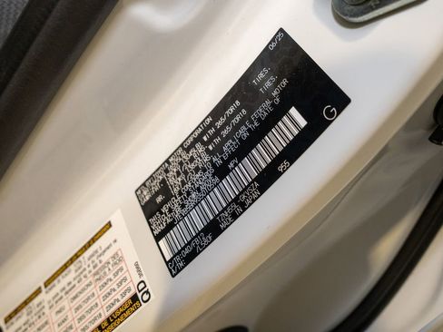 Used 2025 Toyota 4Runner TRD Off-Road image 22