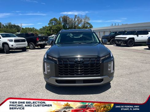 Used 2024 Hyundai Palisade Limited AWD/4WD image 3