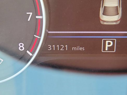Used 2025 Nissan Sentra SV FWD image 21