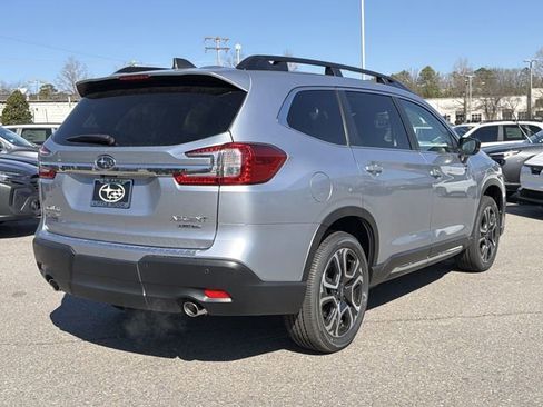 New 2026 Subaru Ascent Limited image 3