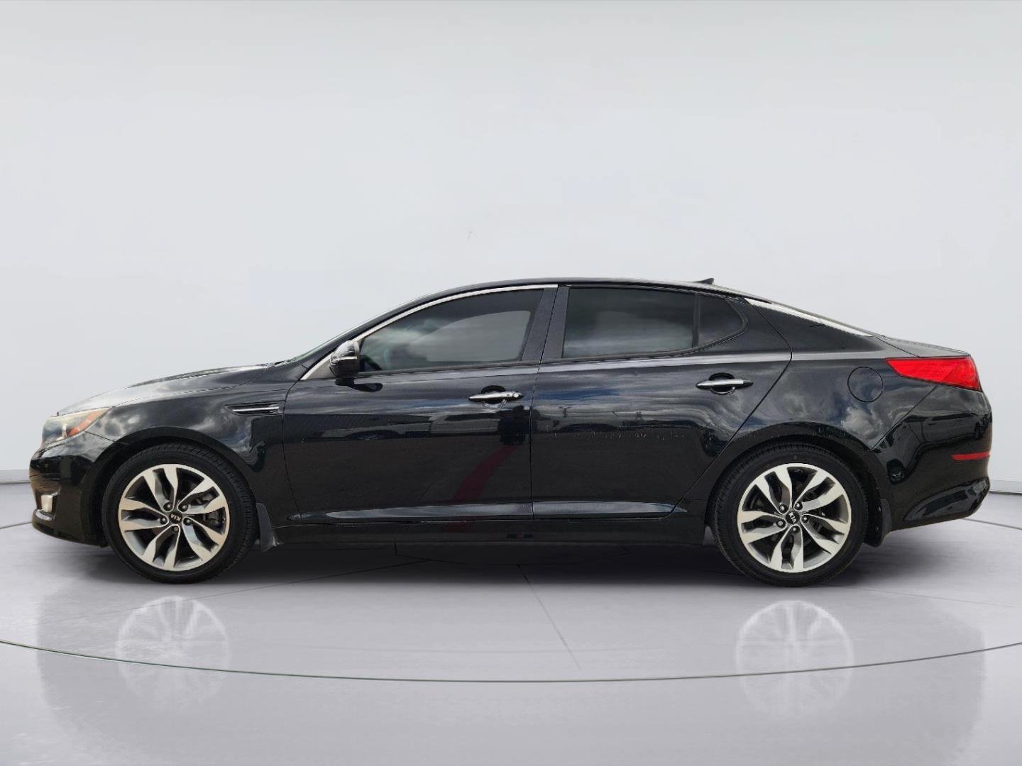 Used 2015 Kia Optima SX w/ SX Premium Technology Package FWD image 4