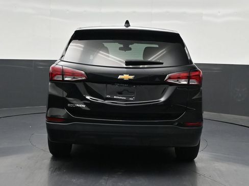 Used 2022 Chevrolet Equinox LS w/ LS Convenience Package FWD image 4