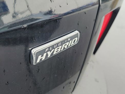 Used 2024 Ford Escape SE image 28