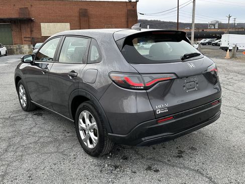 Used 2023 Honda HR-V LX image 6