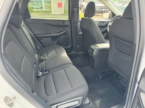 Used 2025 Ford Escape Active AWD/4WD image 27
