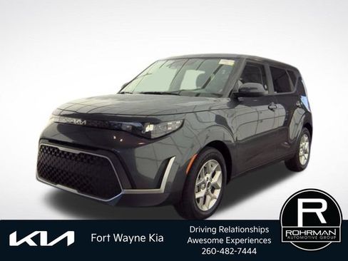 Certified 2025 Kia Soul LX w/ LX Technology Package FWD image 1