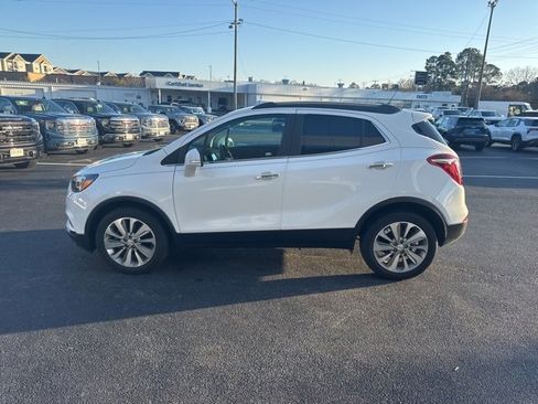 Used 2019 Buick Encore Preferred w/ Safety Package image 4