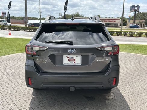 Certified 2022 Subaru Outback Premium AWD/4WD image 5