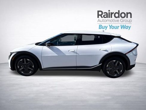 Used 2025 Kia EV6 Light RWD image 11