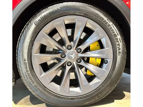 Used 2018 Tesla Model X 75D image 11