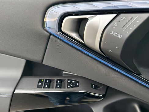 New 2026 BMW X3 xDrive30 w/ Premium Package image 8