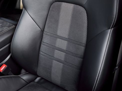 Used 2023 Porsche Cayenne Turbo GT image 53