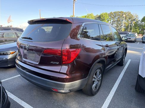 Used 2017 Honda Pilot EX-L image 4