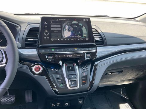 Used 2026 Honda Odyssey Elite image 38