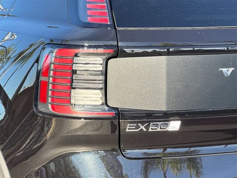 New 2026 Volvo EX30 Cross Country Ultra image 25