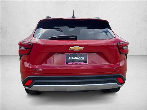 New 2026 Chevrolet Trax LT image 7