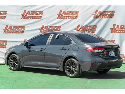Used 2026 Toyota Corolla LE w/ LE Premium Package FWD image 19