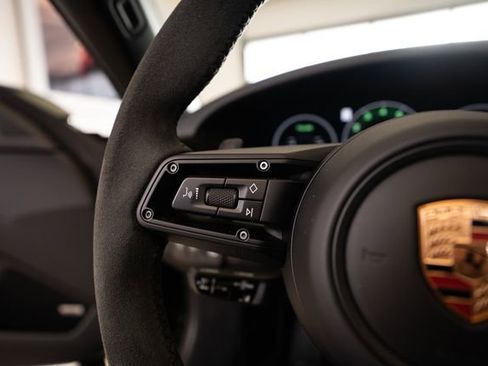 Used 2026 Porsche 911 Targa 4 GTS image 19