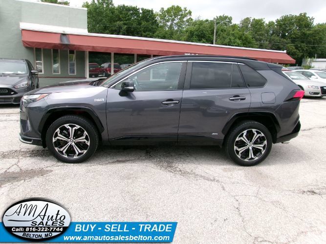 Used 2023 Toyota RAV4 XSE AWD/4WD image 2