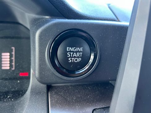 Used 2025 Toyota Tacoma SR5 RWD image 29